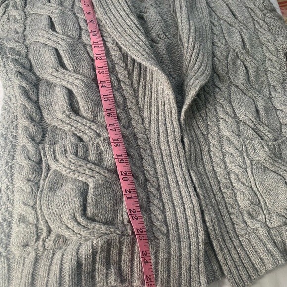 100% Wool Aran Mor Cardigan from Ireland - NWOT - Picture 8 of 8